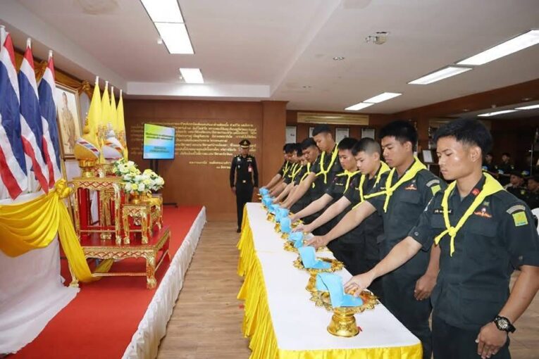 “มทบ 23”จัดพิธีรับมอบหมวกและผ้าพันคอ จิตอาสาพระราชทาน