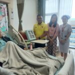 “ราชสกุลสุประดิษฐ์ ” ร่วม “กลุ่มเทพประทานพรกรุ๊ป” มอบพระสมเด็จฯจำนวน 300 องค์ ให้กับทหารกล้า ชายแดนไทย-เขมร