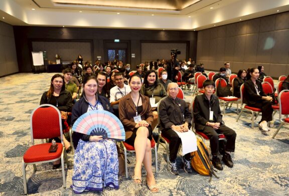 ธรรมนูญสุขภาพฉบับแรกเพื่อ ‘ชาวสีรุ้ง’หนุนเสริมระเบิดพลัง ‘Pride Economy’ลดอคติแห่งเพศ-สร้างเศรษฐกิจไทย