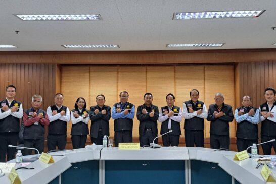ผู้ตรวจราชการสำนักนายกรัฐมนตรี เขต 12 ประชุม กธจ.ขอนแก่น ติดตามธรรมาภิบาลโครงการรัฐ พร้อมลงพื้นที่ตรวจงานวางท่อระบายน้ำเมืองเก่า