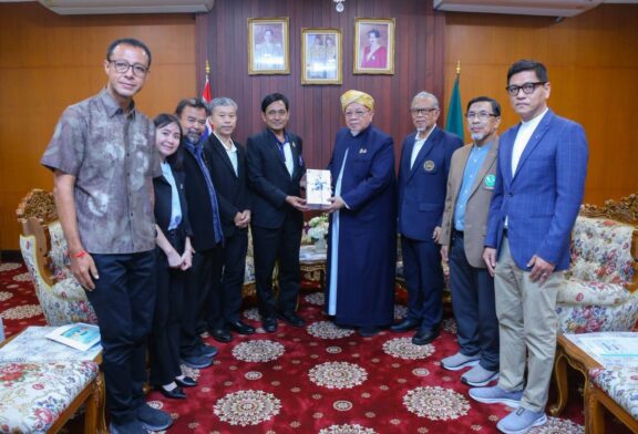 ​สช. จับมือ “ สำนักจุฬาราชมนตรี” ขับเคลื่อน “ธรรมนูญมัสยิดลด NCDs” ปรับสภาพแวดล้อมสุขภาวะ หวังสร้างเด็กคุณภาพ รวมทั้งการดูแลสุขภาพพี่น้องมุสลิม