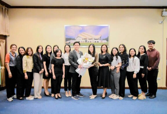 “รศ.วนิดา แสงสารพันธ์” นั่งคณบดีคณะนิติศาสตร์ มข. วาระที่ 2 คณาจารย์–บุคลากร ร่วมแสดงความยินดี